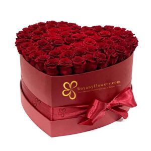 heart-to-heart-red-roses-box_1.webp