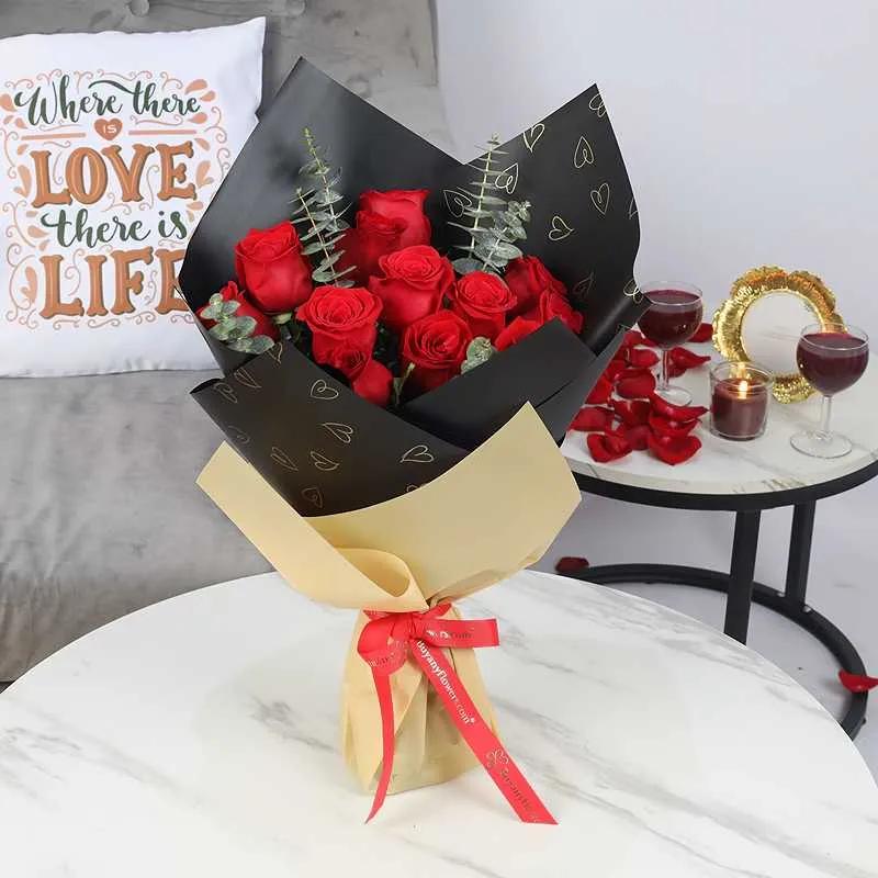 cutelove11redrosesbouquet_6eeaa8.webp