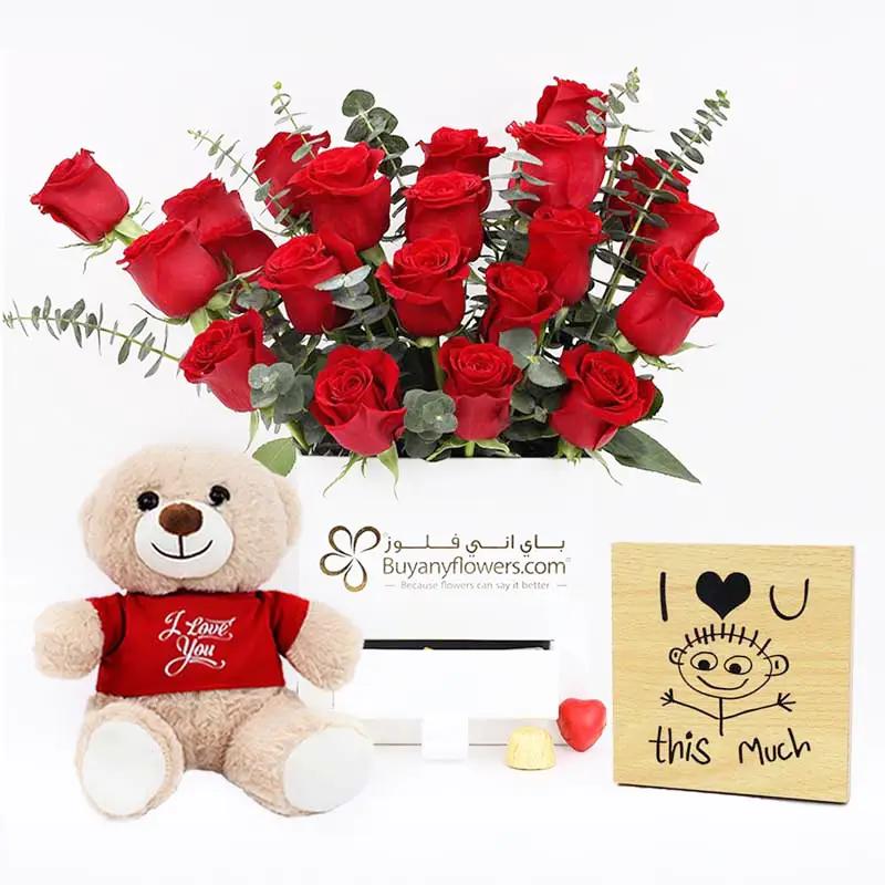 lovebox21redroseswithchocolatestrio_3c837b.webp