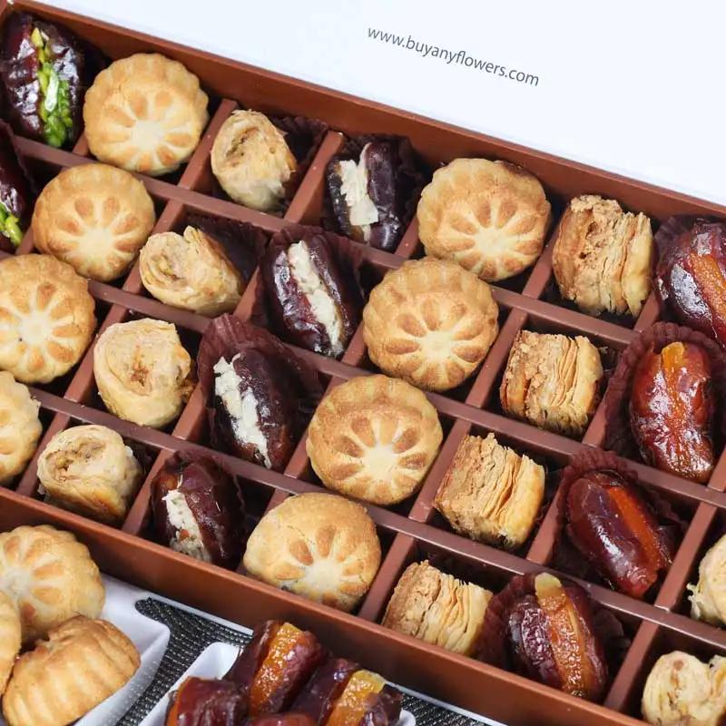 Eid Stuffed Dates Mamoul and Baklawa By Sweecho 32 Pcs Green thumbnail 3