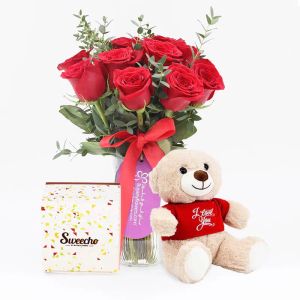 beauty11redrosesvasewithteddyandchocolate_295ca6.webp