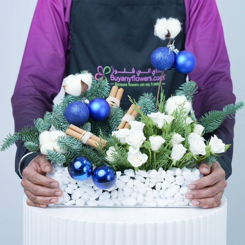 Holiday Wishes Arrangement thumbnail 2