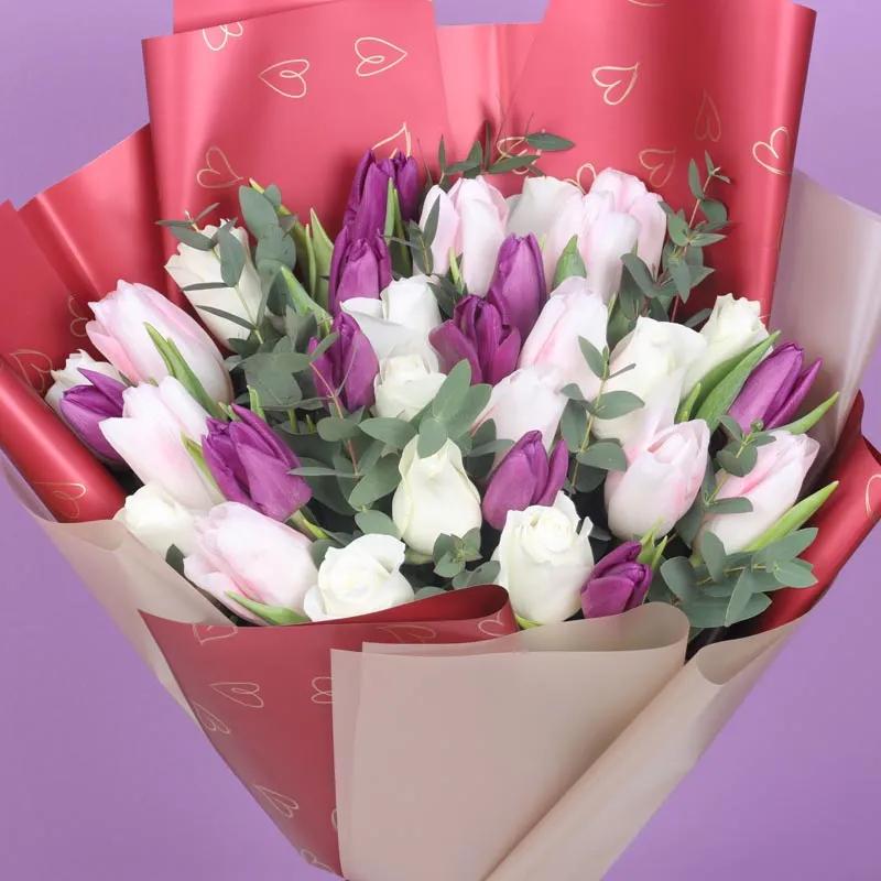 Rampwalk 30 Roses and Tulips Bouquet thumbnail 3