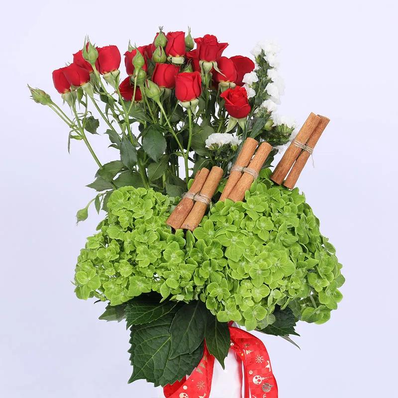 Christmas Jolly Flower Vase - Flowers gift from Buy Any Flowers Dubai in Al Quoz Industrial Area 4, Dubai, UAE - image 3