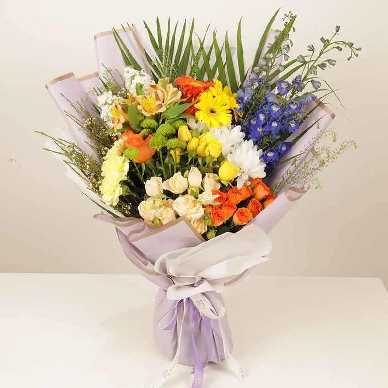 radiant-mix-flower-bouquet_1.webp