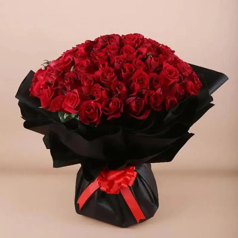 love-story-101-red-roses_1.webp