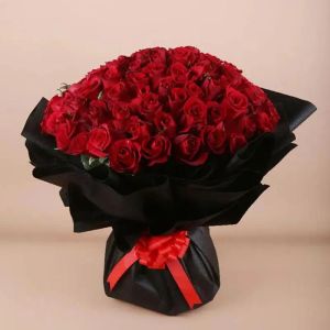 love-story-101-red-roses_1.webp