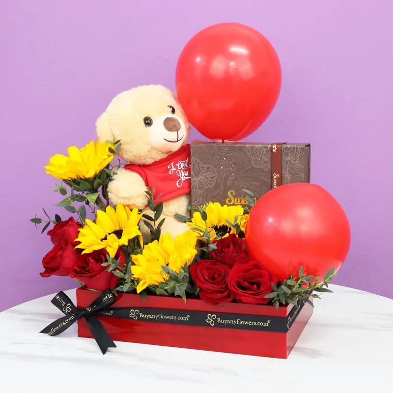 Scarlet Floral Hamper thumbnail 4