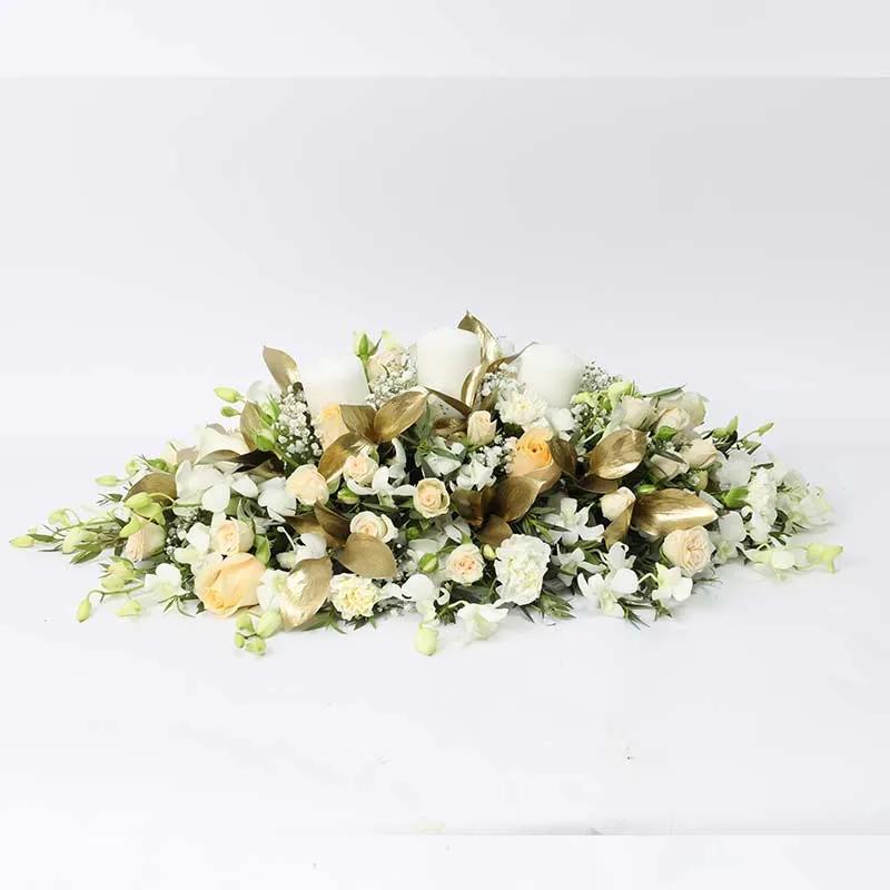 cluster-peach-n-white-table-arrangement_1.webp