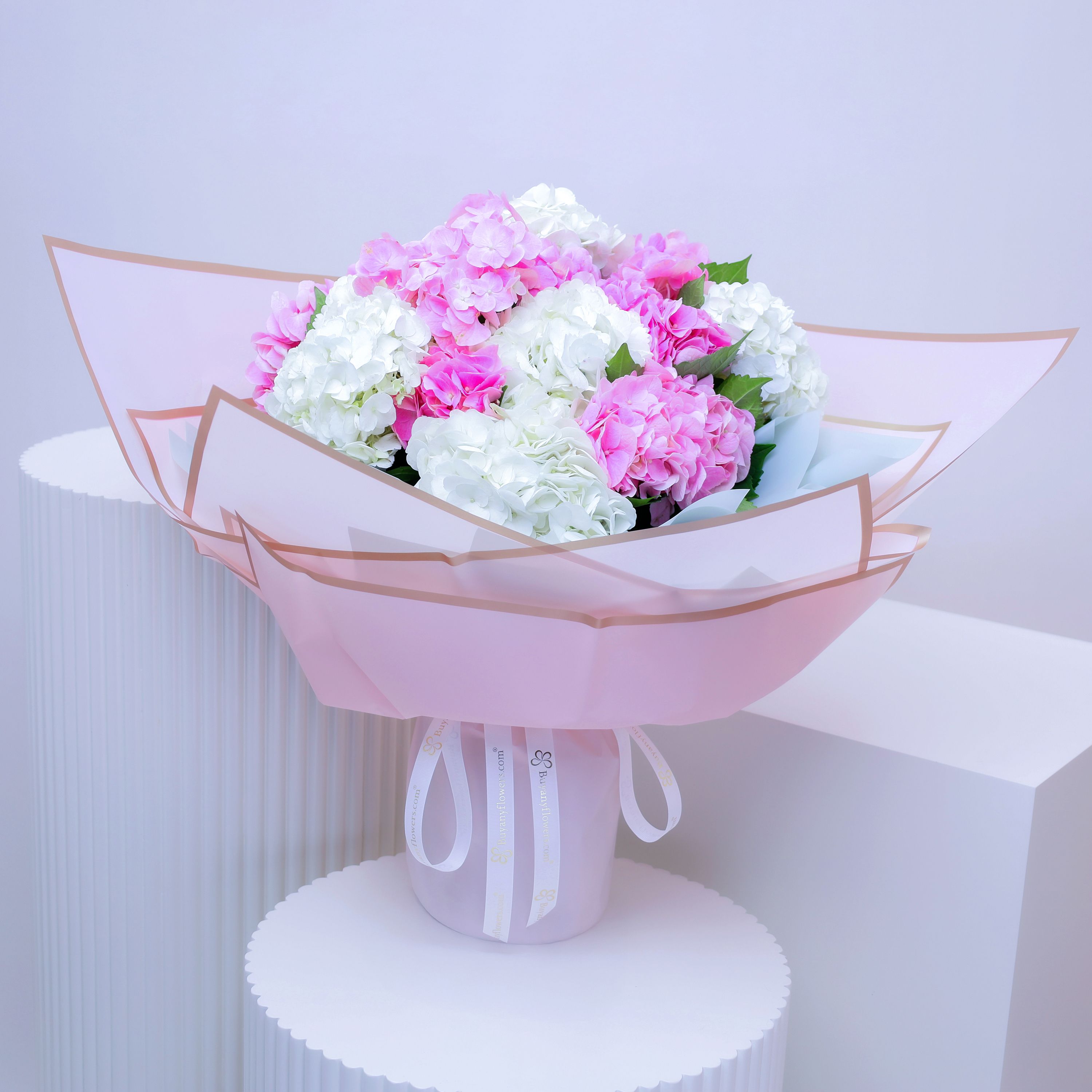 Grand 15 Hydrangea Bouquet 1