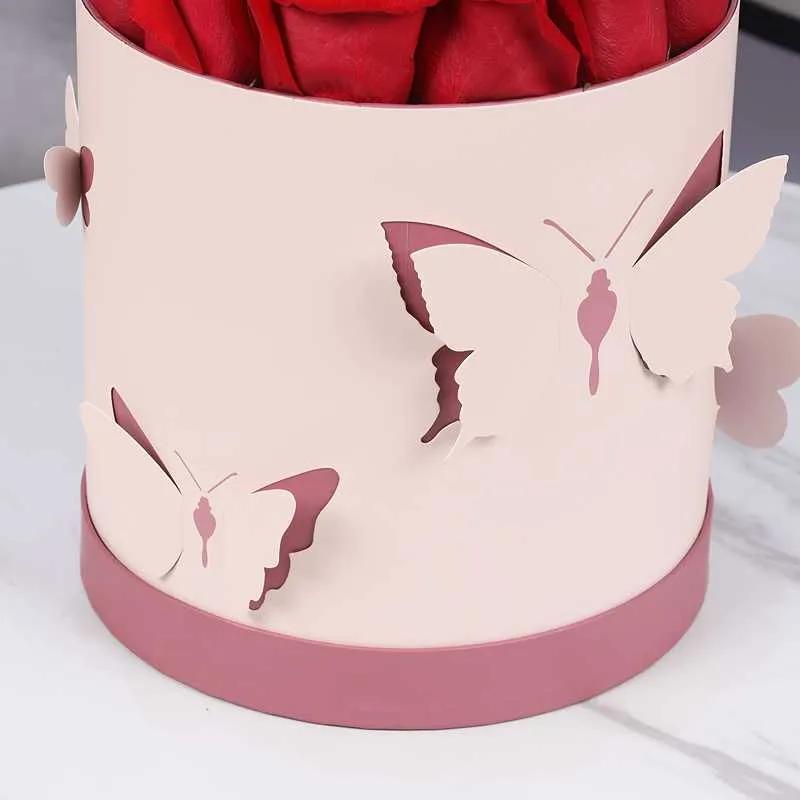 Butterfly 21 Red Roses Box thumbnail 4