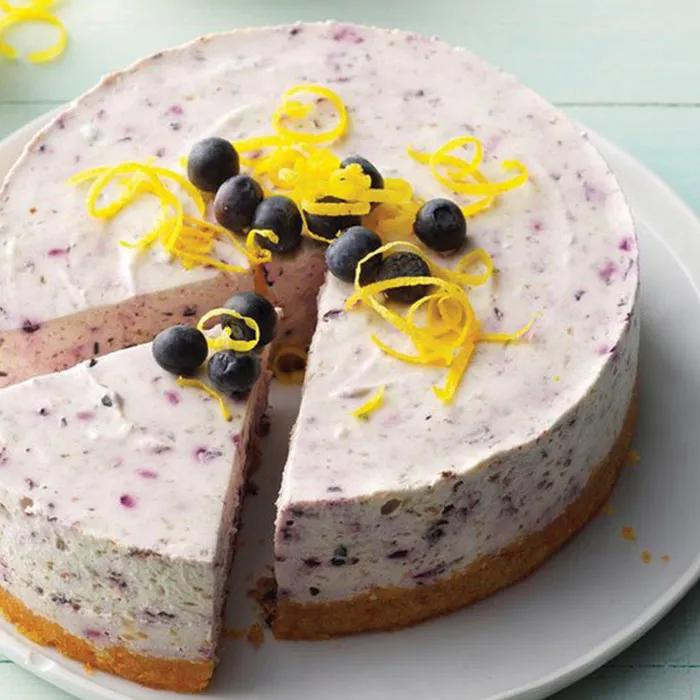 Elegant Blueberry Cheesecake 4 Portion thumbnail 3