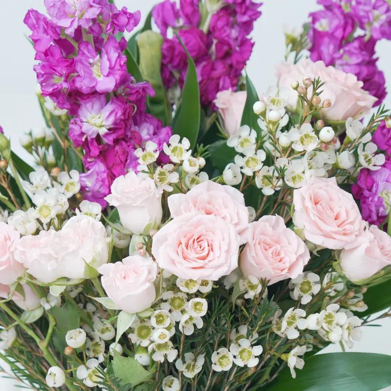 Lavender Glow Glass Vase - Flowers gift from Buy Any Flowers Dubai in Al Quoz Industrial Area 4, Dubai, UAE - image 2