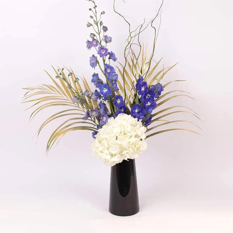 heaven-flower-in-vase_1.webp