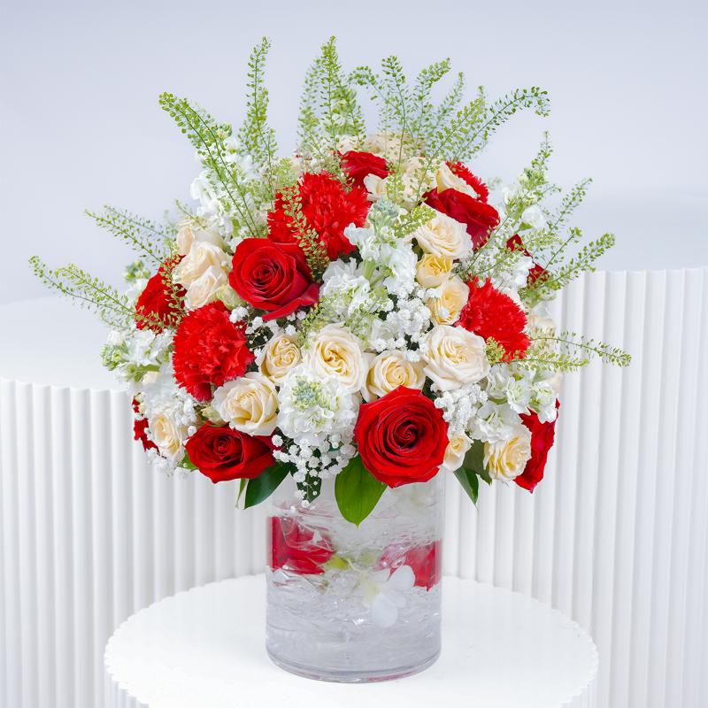 Red and Peach Flower Arrangement - Flowers gift from Buy Any Flowers Dubai in Al Quoz Industrial Area 4, Dubai, UAE