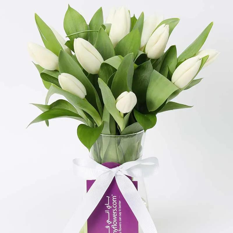 Calm 11 White Tulips thumbnail 2