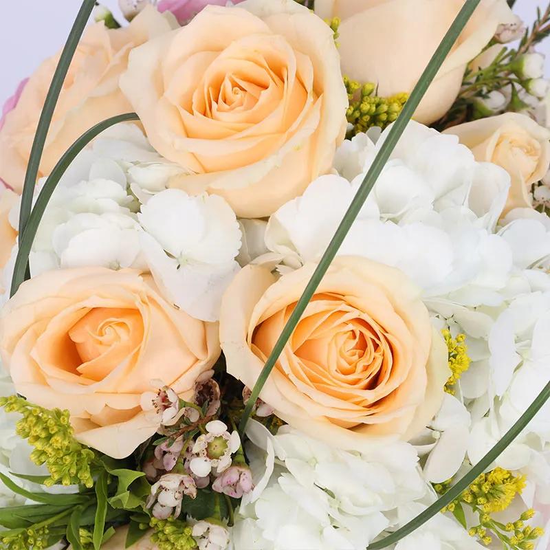 New Year Flower Arrangement - Flowers gift from Buy Any Flowers Dubai in Al Quoz Industrial Area 4, Dubai, UAE - image 3