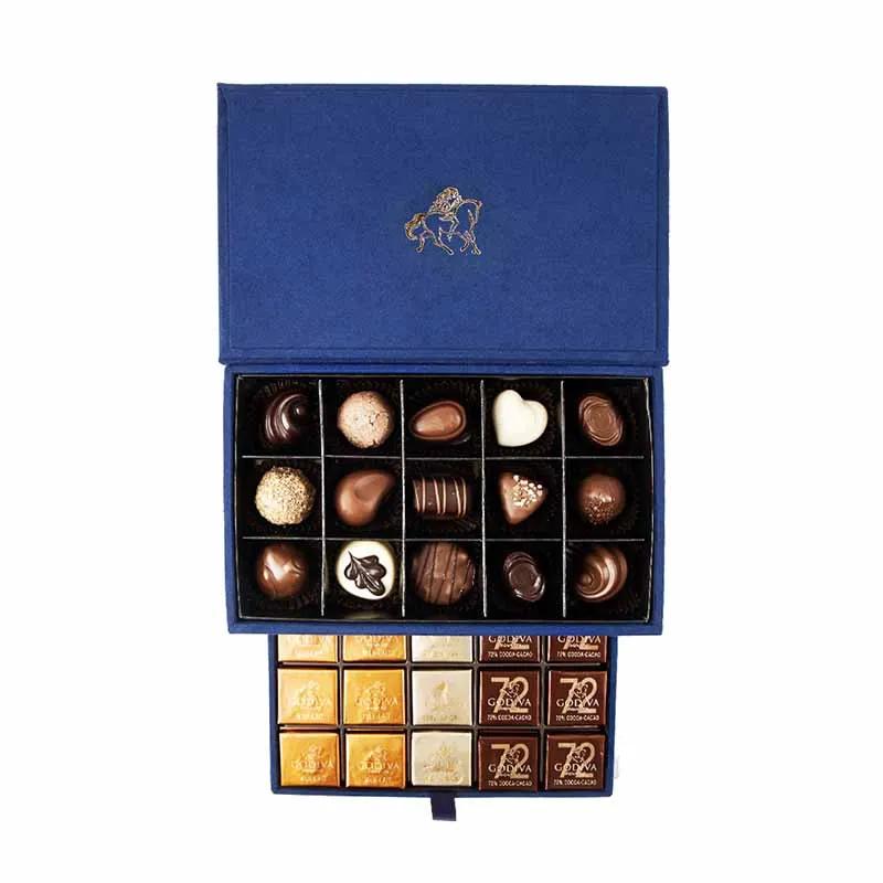 Godiva Royal Gift Box Small Navy Blue thumbnail 2