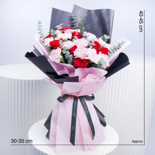 Queen 21 Red Roses and Pink Carnations Bouquet - Flowers gift from Buy Any Flowers Dubai in Al Quoz Industrial Area 4, Dubai, UAE - image 4
