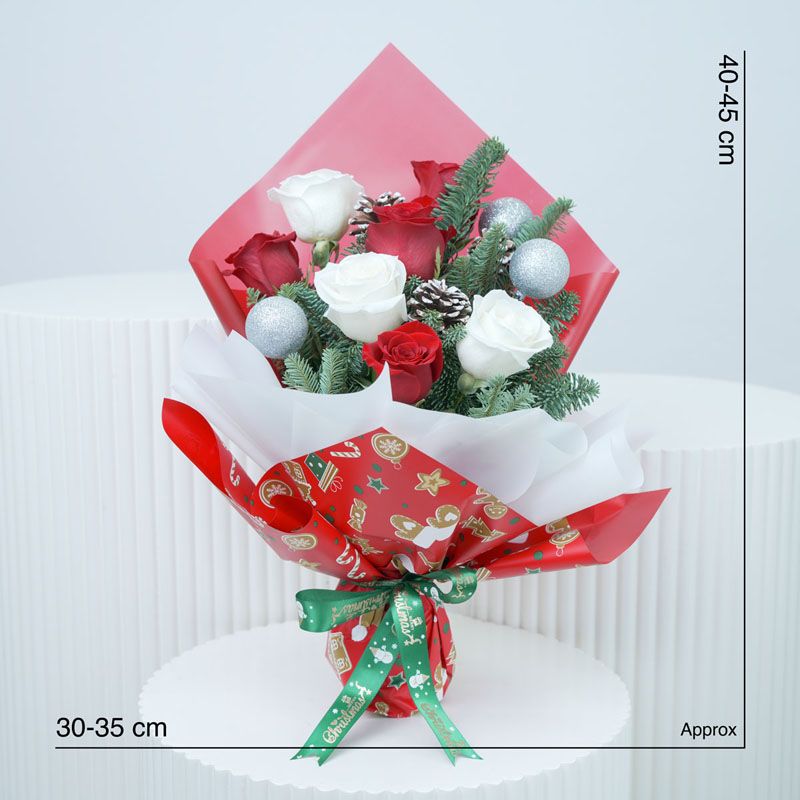 Festive 7 Roses Bouquet thumbnail 4