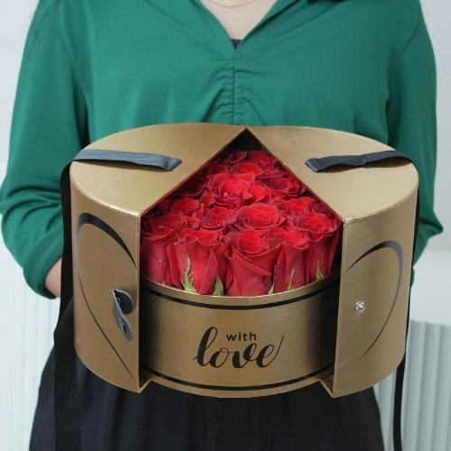 Golden Memories Red Roses Love Box - Flowers gift from Buy Any Flowers Dubai in Al Quoz Industrial Area 4, Dubai, UAE - image 2