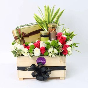bateel-floral-hamper_1.webp