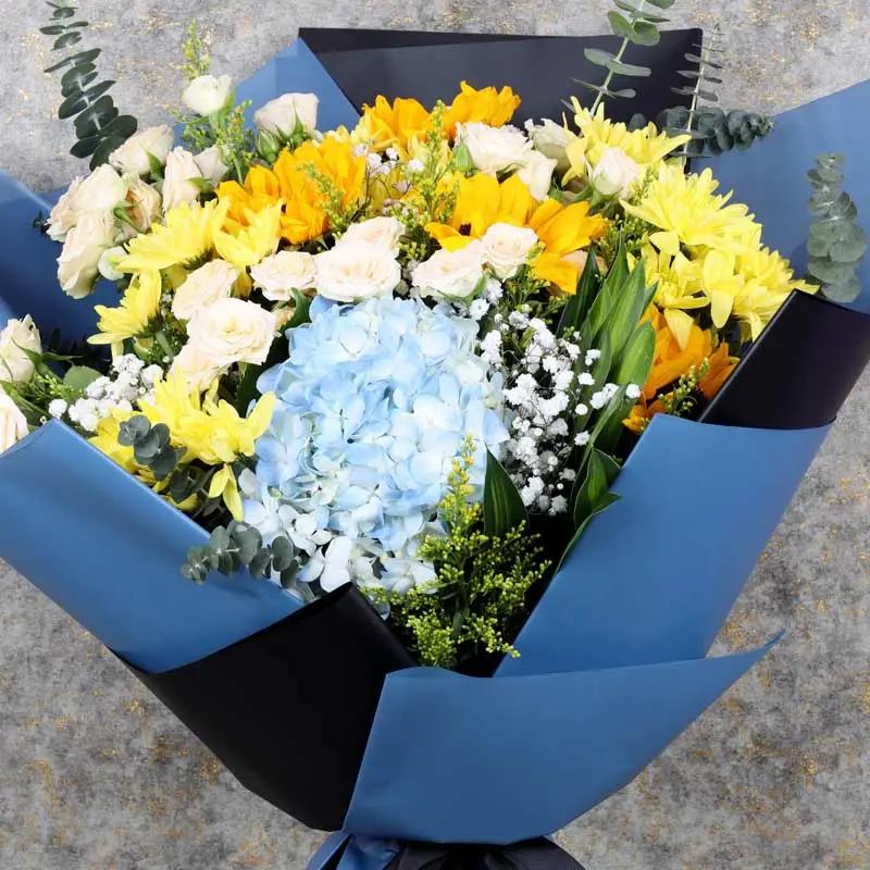 Alpha Mix Flower Bouquet thumbnail 2