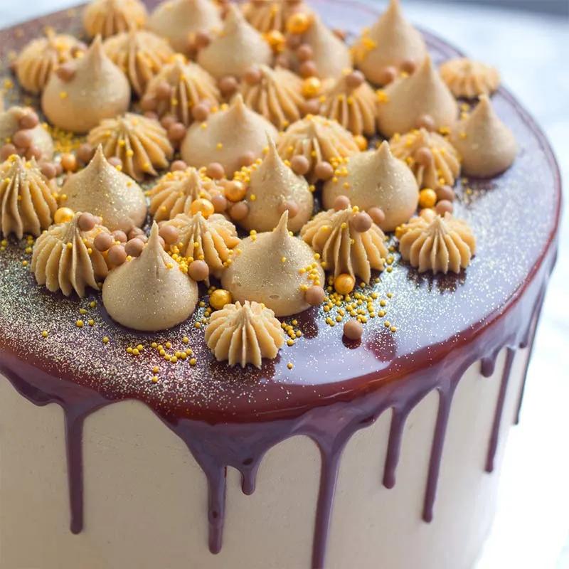 Salted Caramel Cake 4 Portion thumbnail 3