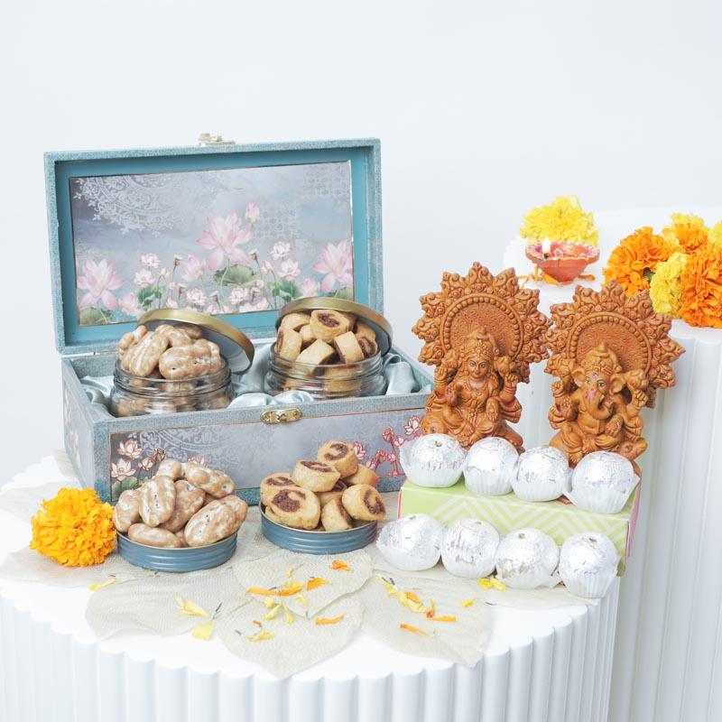 Floral Treasure Chest Caramelized Pecan and Bhakhar Badi variant