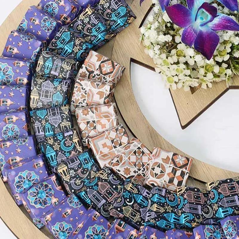 Crescent Moon and Star Chocolates thumbnail 3