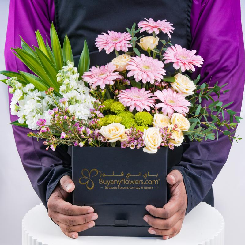 Blush Mix Flower Square Box - Flowers gift from Buy Any Flowers Dubai in Al Quoz Industrial Area 4, Dubai, UAE - image 4