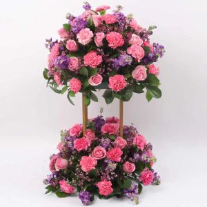 pastelloveflowerstand_60373f.webp