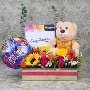 shine-congrats-flower-hamper_1.webp