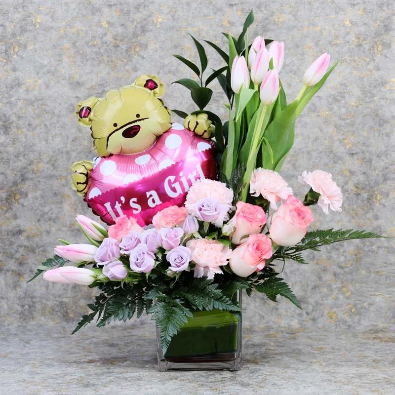 welcome-its-a-girl-balloon-and-flower-vase_1.webp