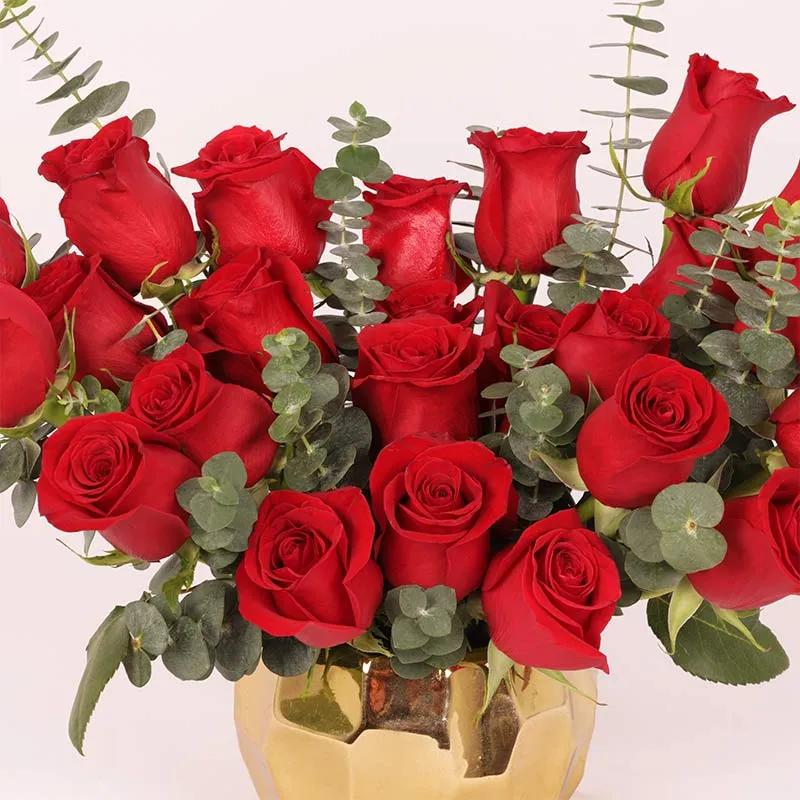 Golden Love 25 Red Roses - Flowers gift from Buy Any Flowers Dubai in Al Quoz Industrial Area 4, Dubai, UAE - image 3