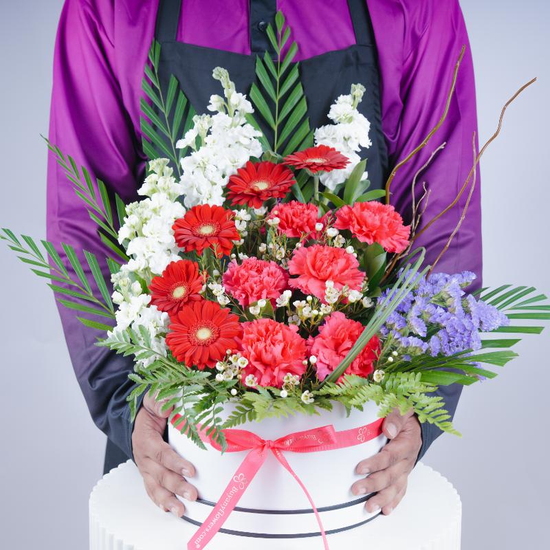 Passion Flower Box - Flowers gift from Buy Any Flowers Dubai in Al Quoz Industrial Area 4, Dubai, UAE - image 3