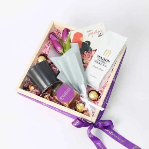 say-it-with-coffee-and-nuts-hamper-for-mothers-day_1.webp