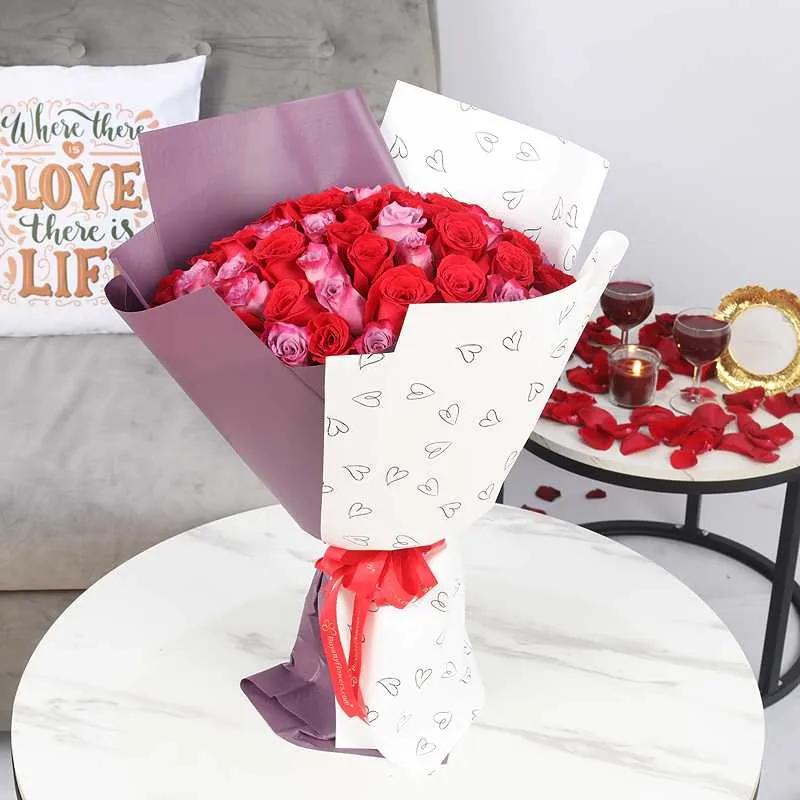 queenofheart51rosesbouquet_f20e42.webp