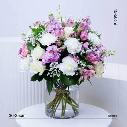 Pink and White Flower Arrangement thumbnail 4