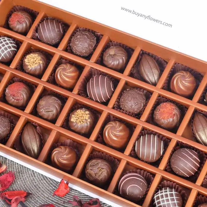Eid Premium Chocolates By Sweecho 32 Pcs Blue thumbnail 3