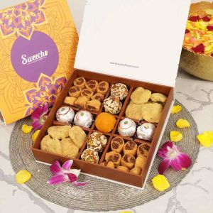 diwali-sweets-and-savoury-gift-box_1.webp
