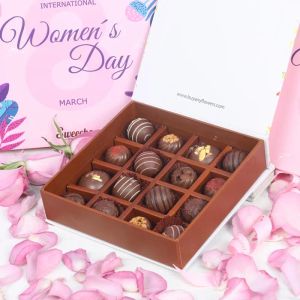 womens-day-premium-chocolates-by-sweecho-16-pcs_1.webp