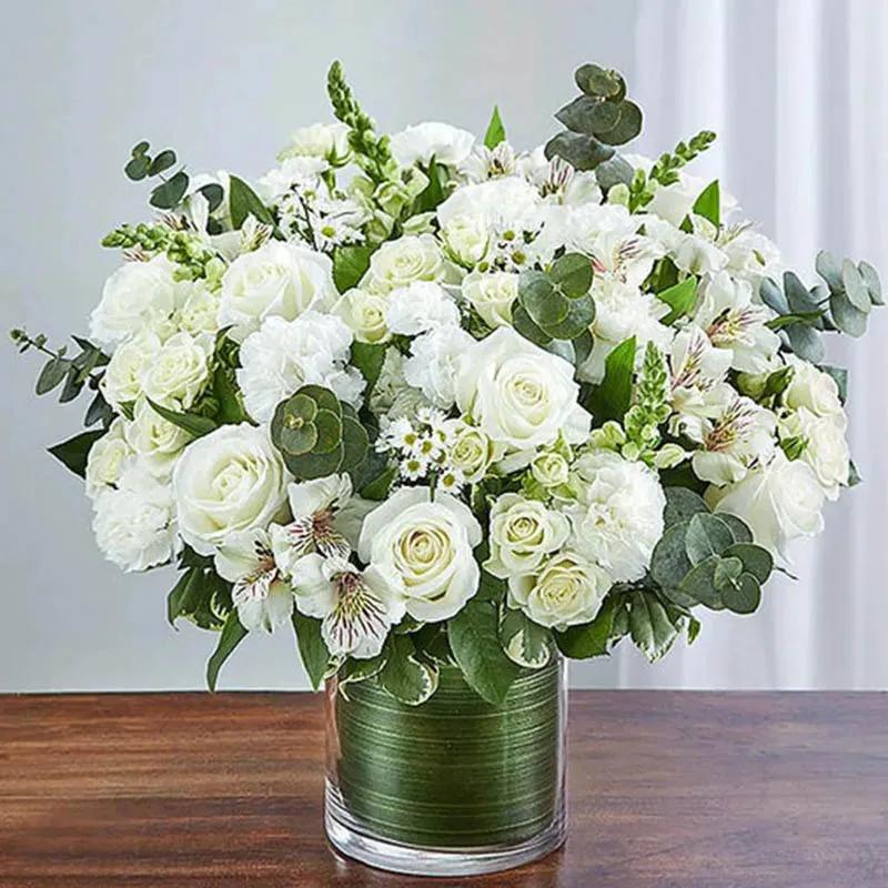 treasured-memories-flowers-in-vase_1.webp