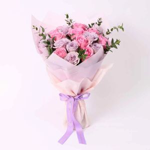 beauty-queen-21-roses_1.webp