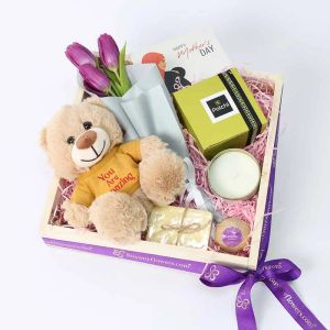 you-are-amazing-mothers-day-hamper_1.webp