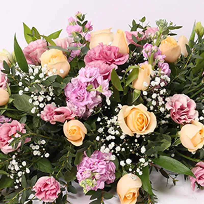 Pastel Table Arrangement thumbnail 3