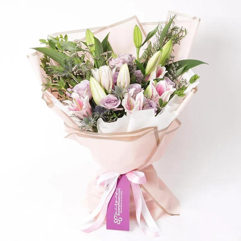 pastel-roses-and-lilies-bouquet_1.webp