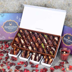 ramadan-stuffed-dates-by-sweecho-32-pcs-blue_1.webp