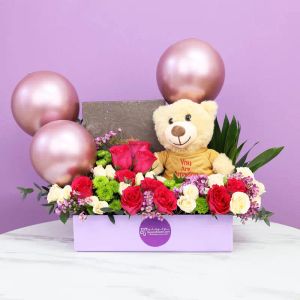 amazing-flower-hamper_1.webp