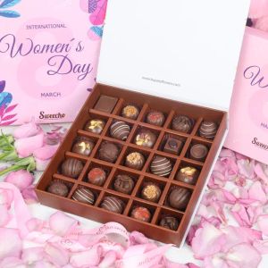 womens-day-premium-chocolates-by-sweecho-25-pcs_1.webp